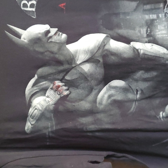 Batman Shirt - Picture 4 of 11